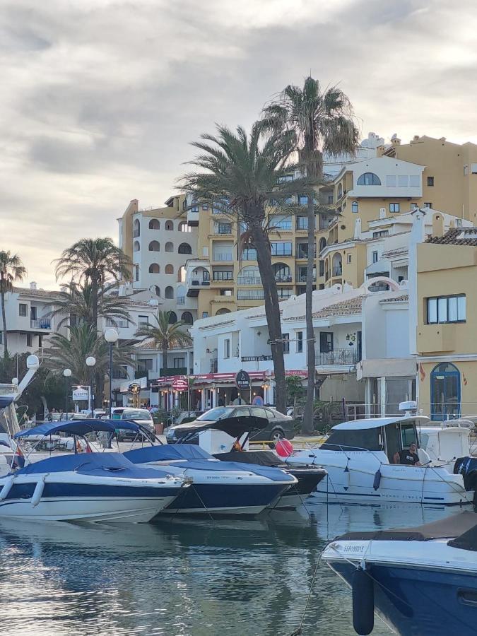 Charming 2 Bed Apartment Next To Cabopino Beach, Spain Marbella Esterno foto